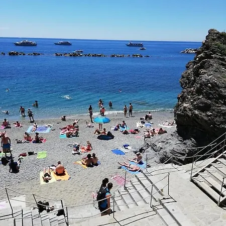 Apartment Chez Sylviehouse *