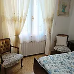 Chez Sylviehouse Апартаменты