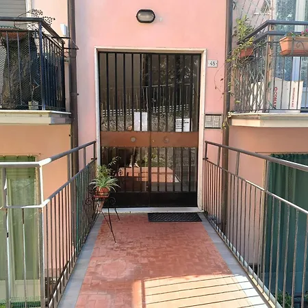 Chez Sylviehouse